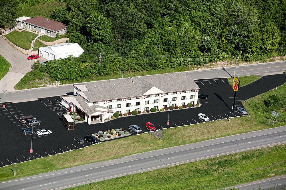 Super 8 By Wyndham Mankato Hotel Exterior photo